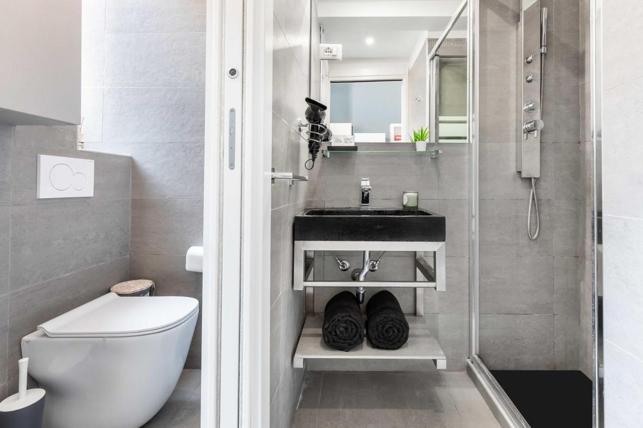 Duomo In 8 Stops Suite Deluxe Loft Milan Exterior photo